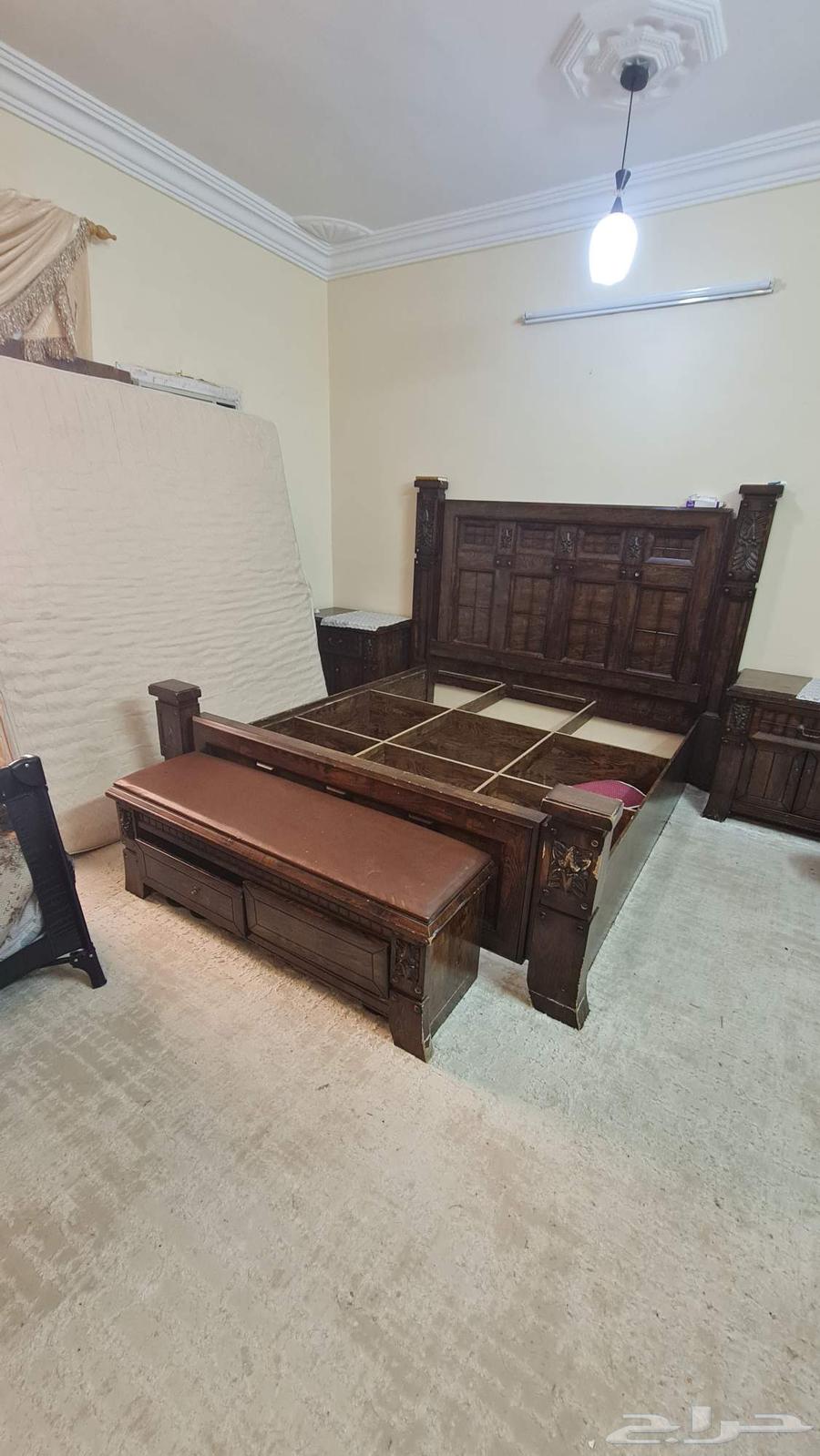 عدد 2 مكيف شركة كارير و سامسونج بحالة جيدة وعدد 1 ثلاجه64381767876099114