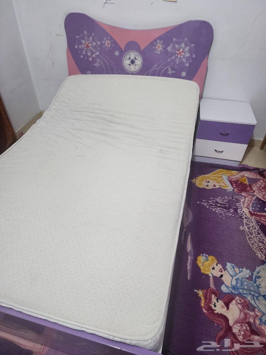 سرير أطفال ايكيا و غرفة بنت بحالة ممتازة لأعلى سعر64385648589955111