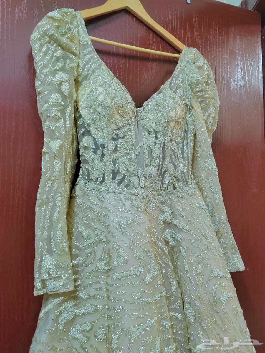 Excellent condition, almost new, heavy fabric, one-time wear party dress64382100597762111