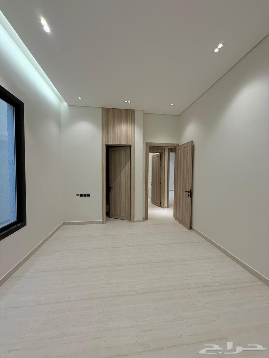للبيع افخم دور الارض مساحه 330متر حي الشفا بدر63613881286146113