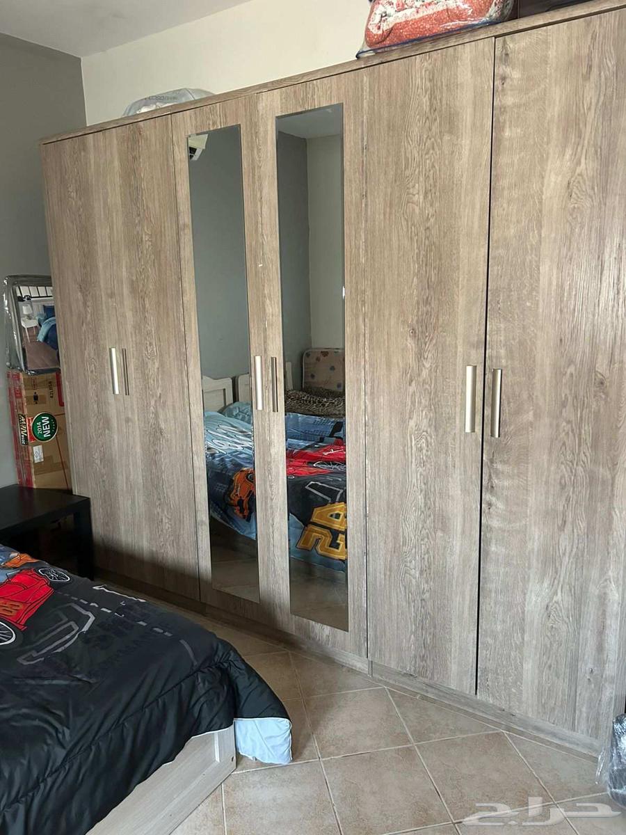 أثاث للبيع كله بحالة ممتازة64379079354497113