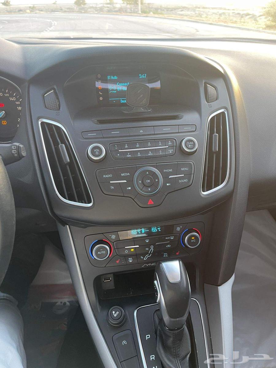 للبيع سياره فورد فوكس 201764537909748994114