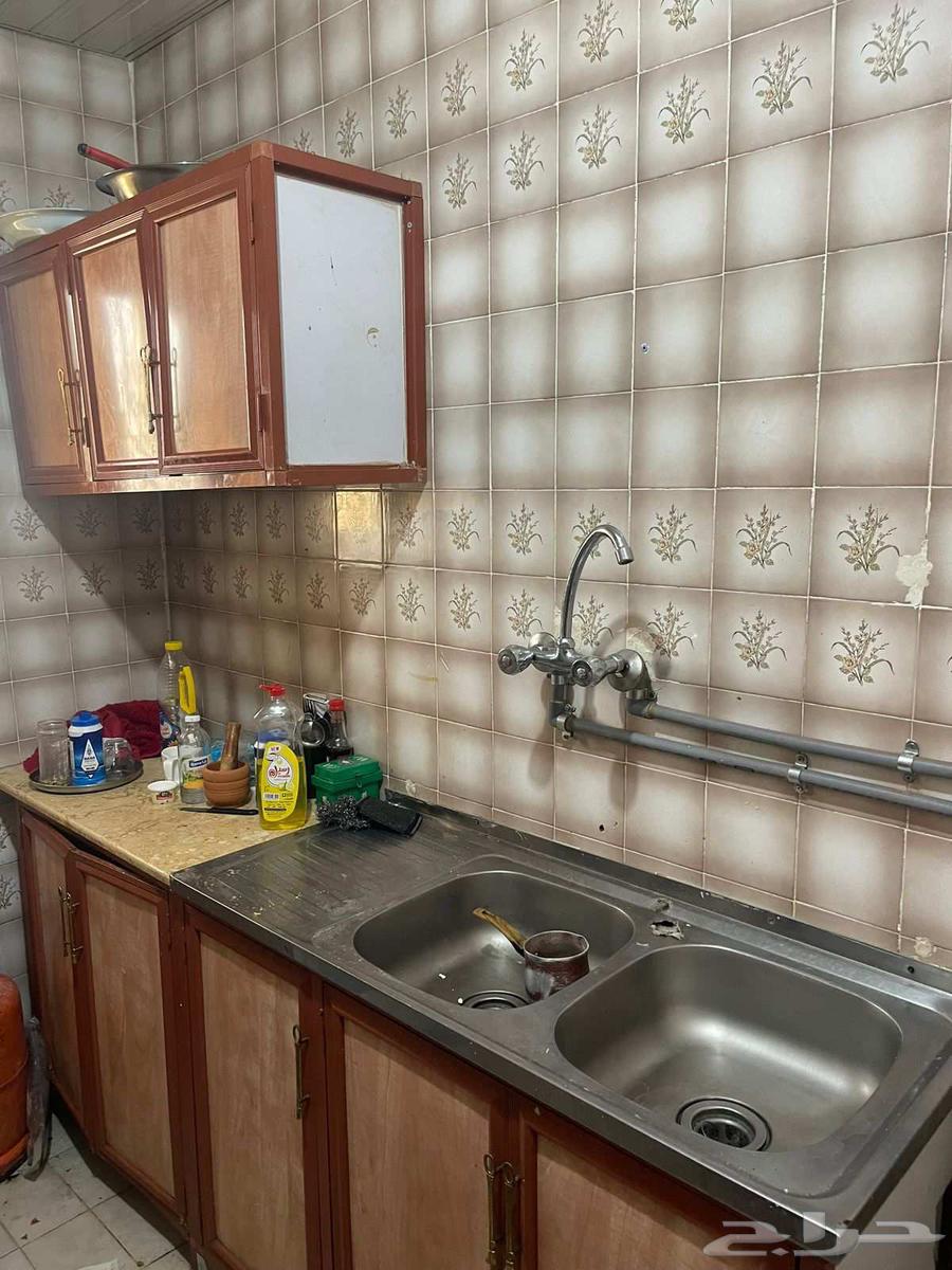 غرفة نوم وبوتاجاز ومطبخ للبيع بشكل عاجل64377535337858114