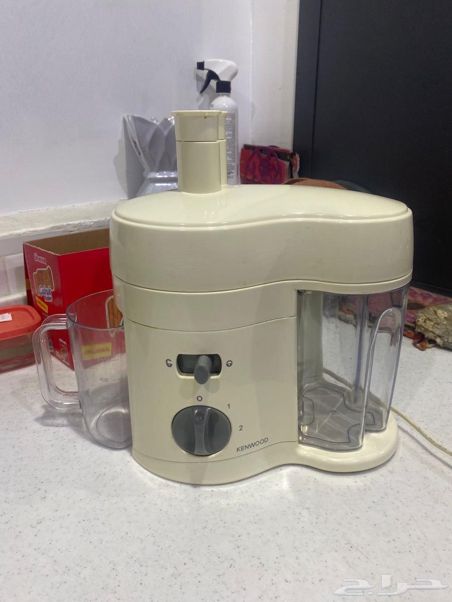 Fruit and carrot juice extractor64386124362114111