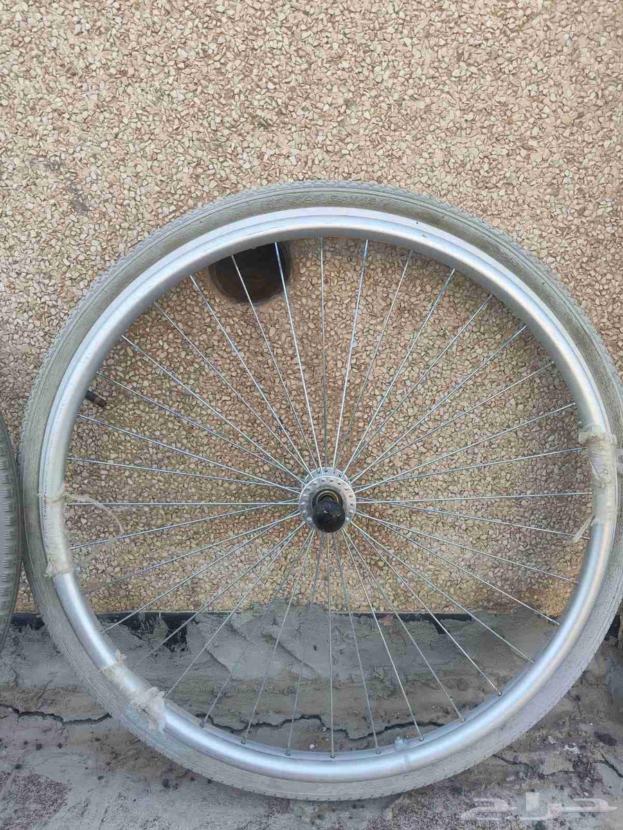 عربيه رياضيه للبيع كفرات تنفك عربيه تتصفط64383303097859114