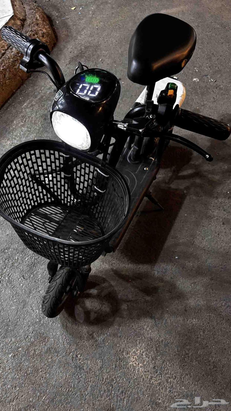 سكوتر للبيع.64391065111427111