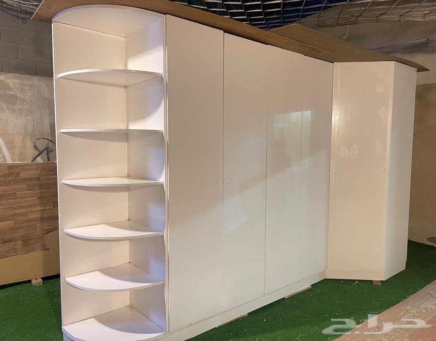 دولاب من المستودع شويه في الجراح الخشب مصري شغل وطني الخشب ا64387132311681110