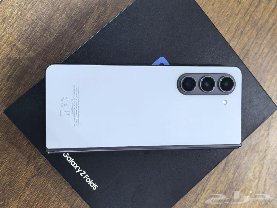 جالكسي فولد 5 ذاكرة 512 جيجا لون حصري64385425842434113