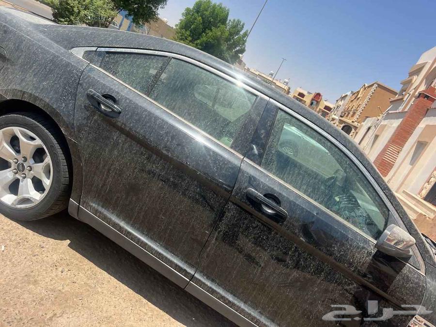 Ford Taurus 2010 for sale, complete scrap 12000 with plate cancellation64533090423041111