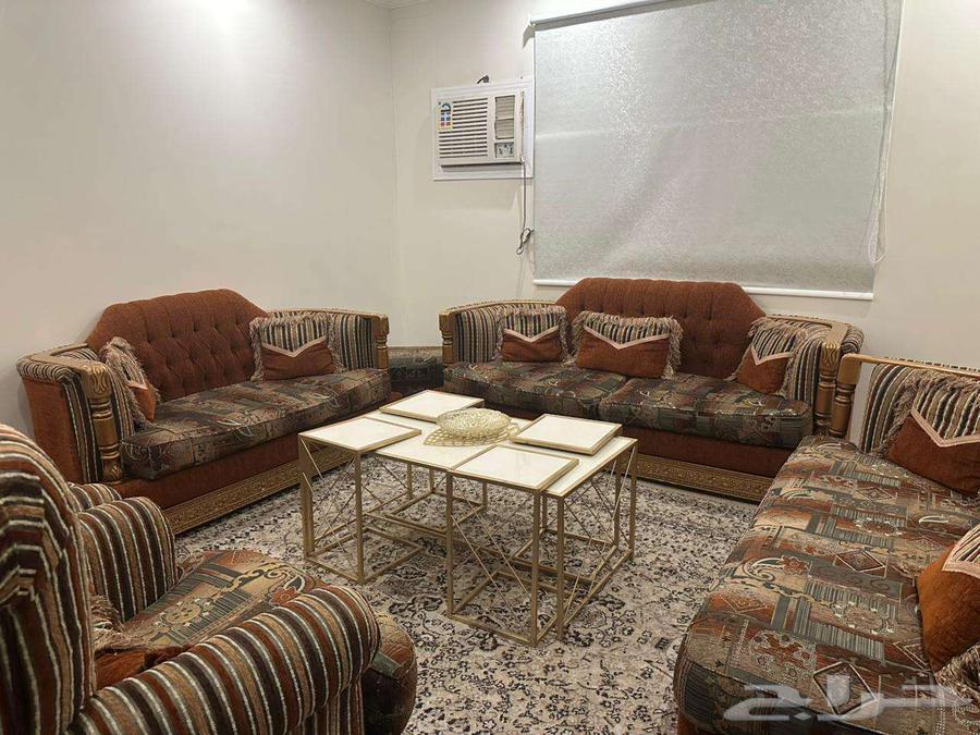 A set, wardrobe, and floor seating all for 550 SAR64378017959298111