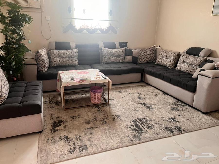 كنب بحالة جيدة للبيع64387145960194110