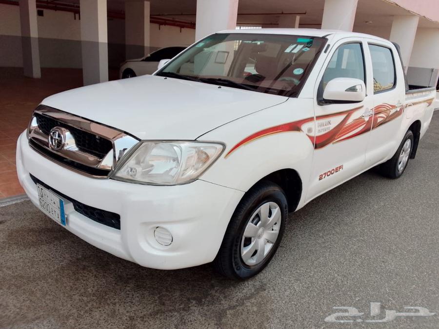 تويوتا هايلوكس 201064527136926851111