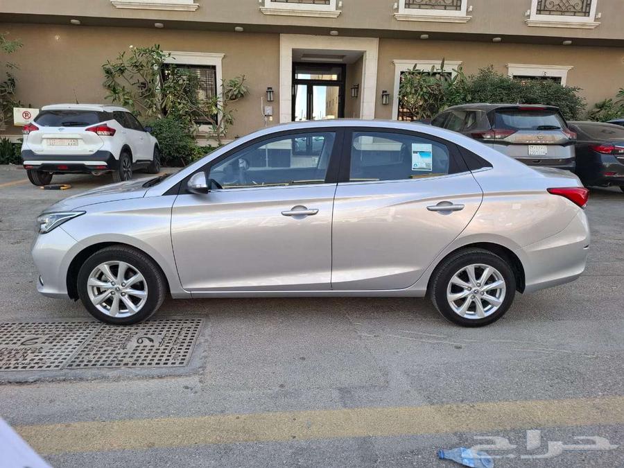 Model 25, full option, sunroof, for sale or exchange for a larger car64534127463681113