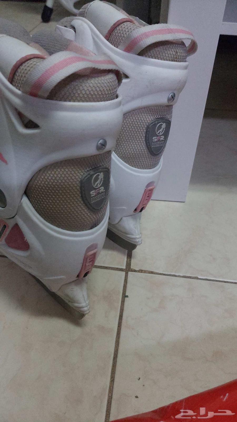 احذية تزلج اصلية عدد 2 للبيع64378586183043114