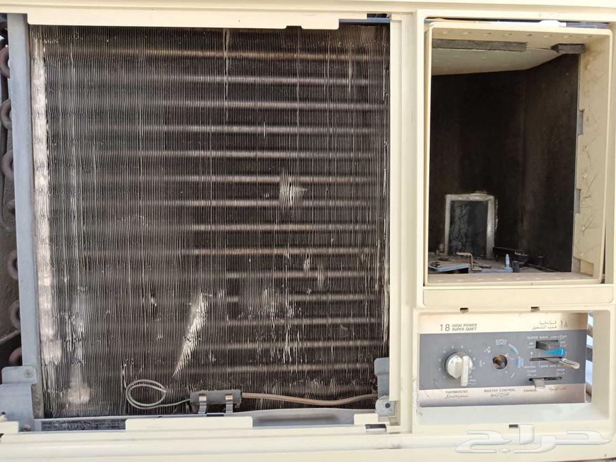 اربع مكيفات مستعمله للبيع64376796278274110