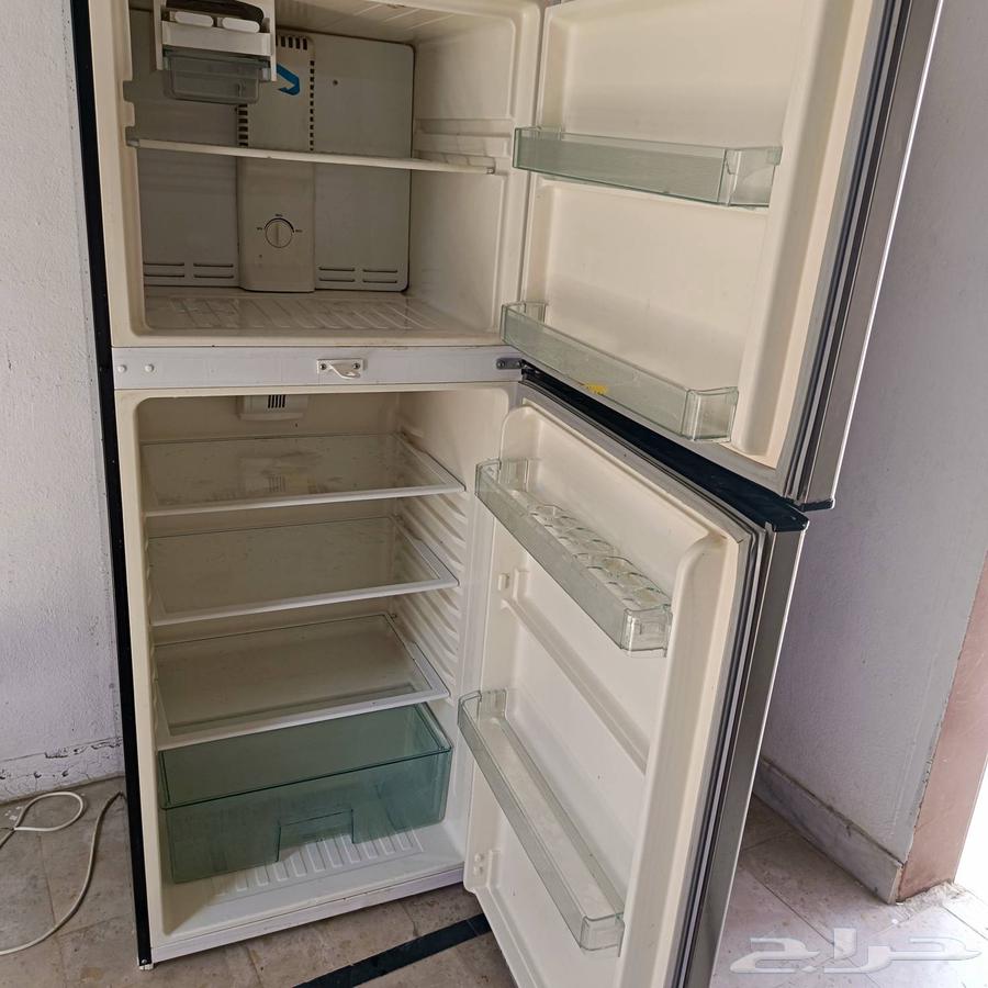 ثلاجة للبيع64383760432258112