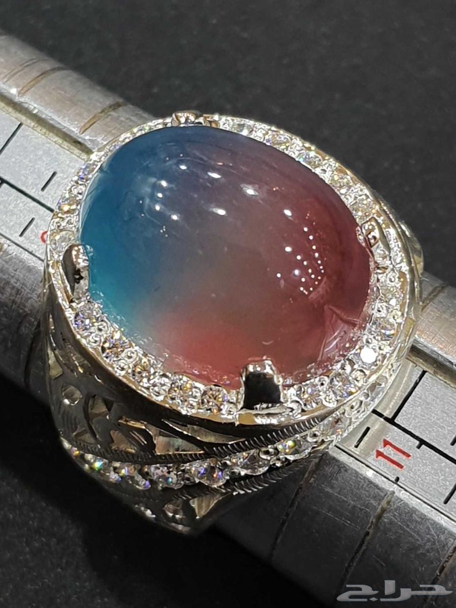 خاتم نوادر الجاد البورمي بشهادة64386388703745114