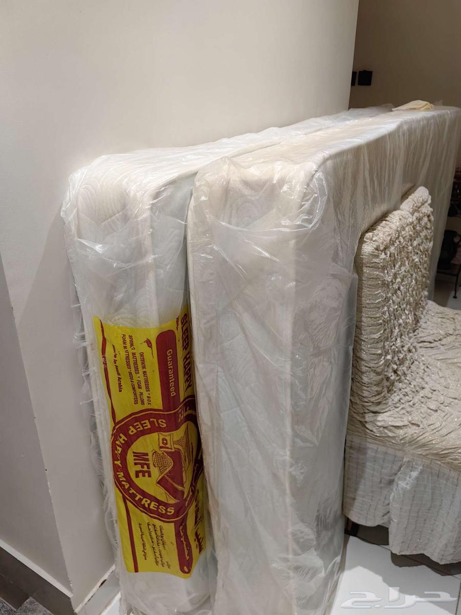 مراتب سرير عدد 4 استخدام سنة و3 أشهر64383136222465110