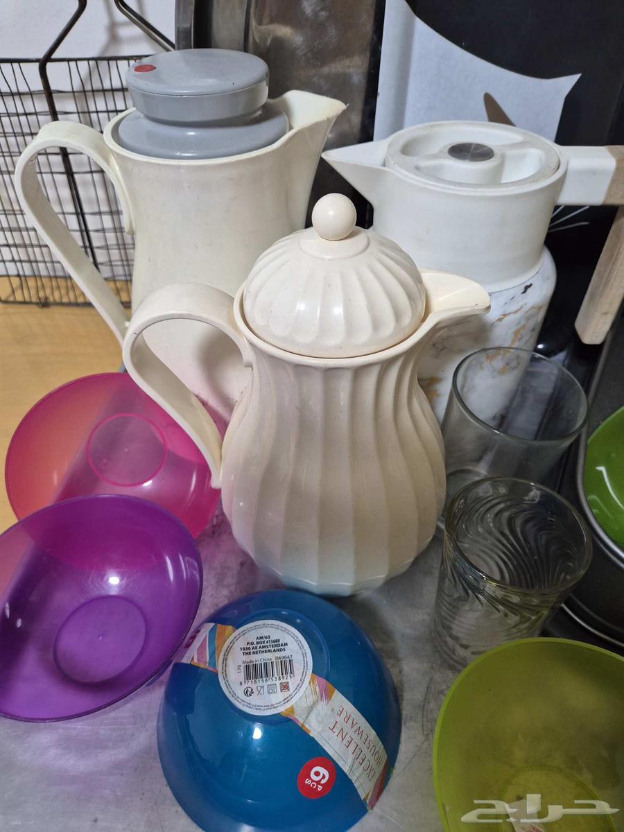 اغراض مطبخ ترامس صواني أطباق اكواب 100 ريال كلها64386752649473110