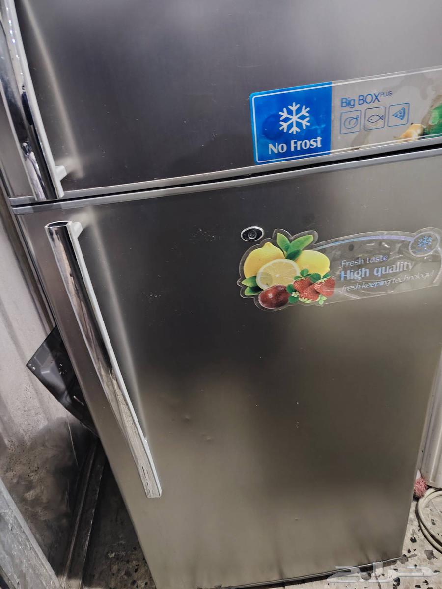 I have a General refrigerator for sale, 220 volts electricity, working perfectly with no issues64392264297089111