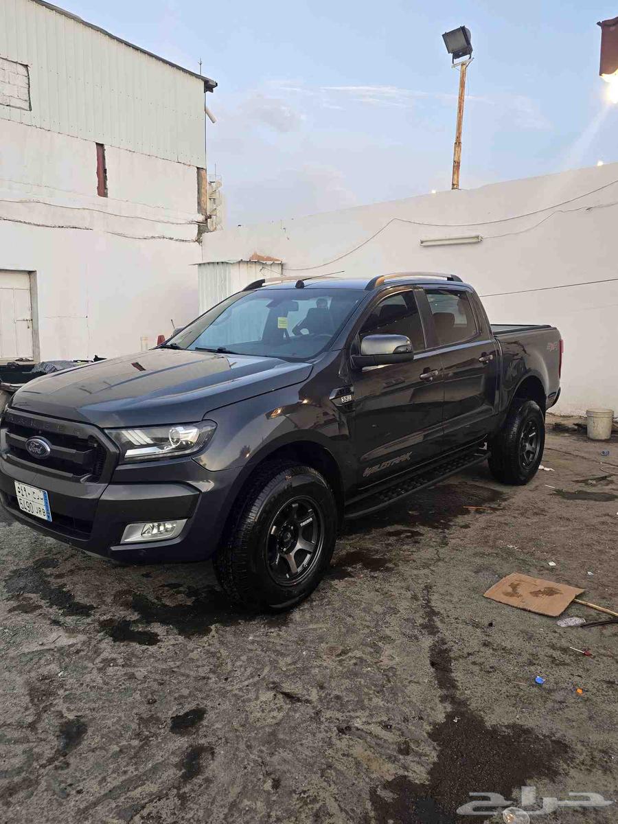 Ford Ranger 2019 model, top trim wildtrak, clean64530303923329111
