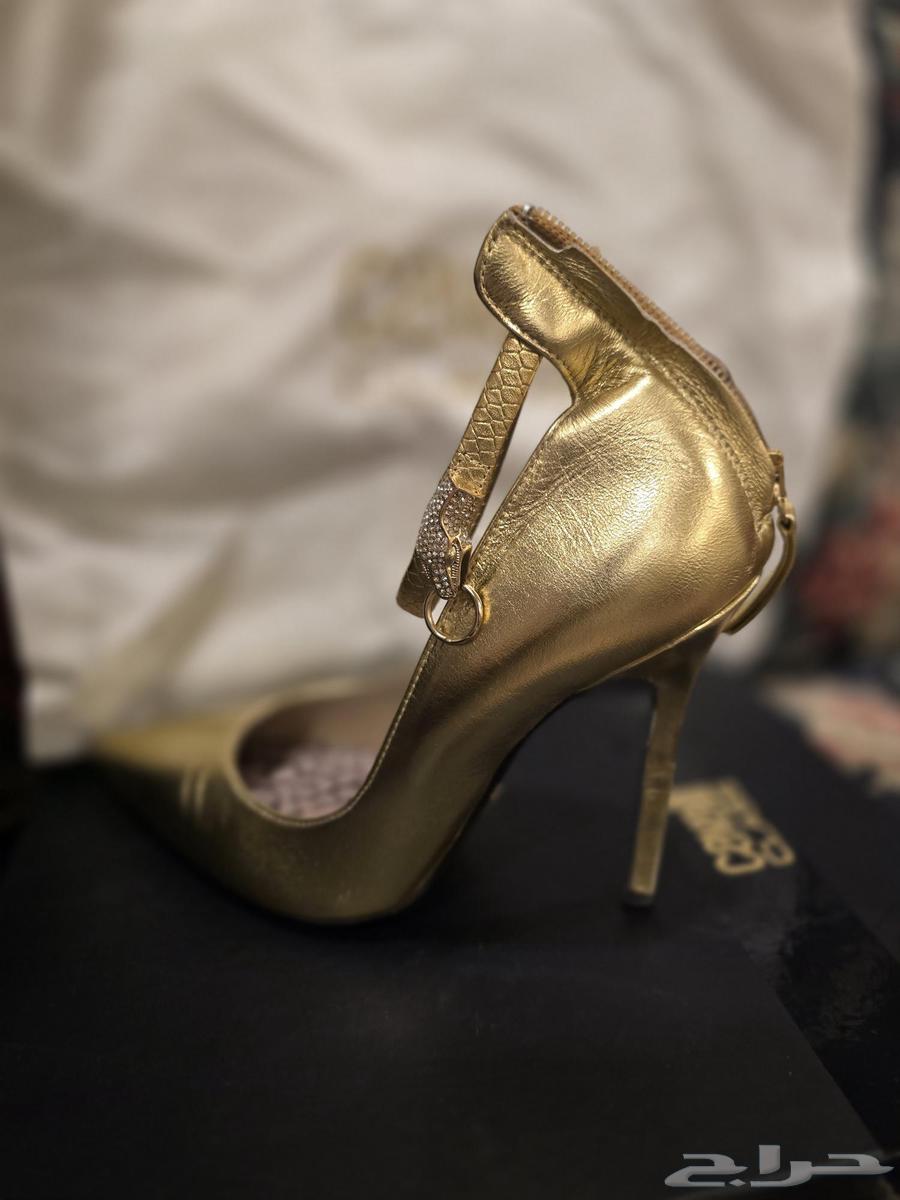 Authentic brand shoe (Kfali), new and clean64391645927042111