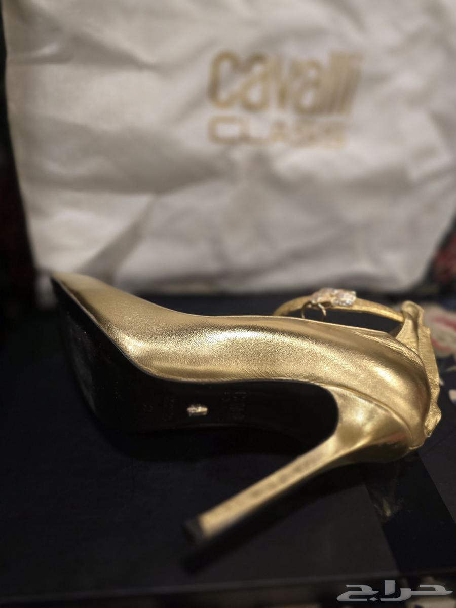 Authentic brand shoe (Kfali), new and clean64391645927042112