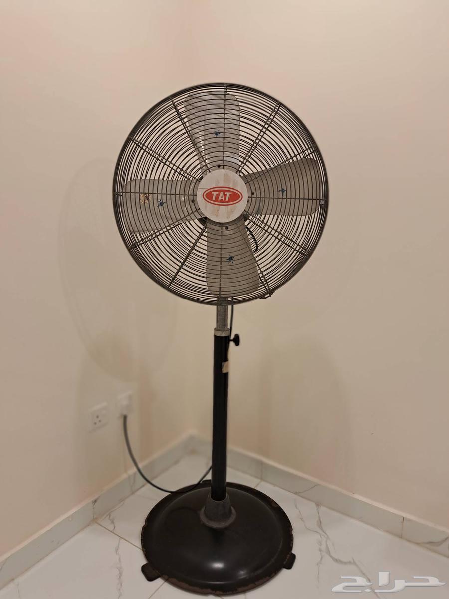 مروحة صناعية كبيرة للبيع .. دولاب كبير64388605572609111