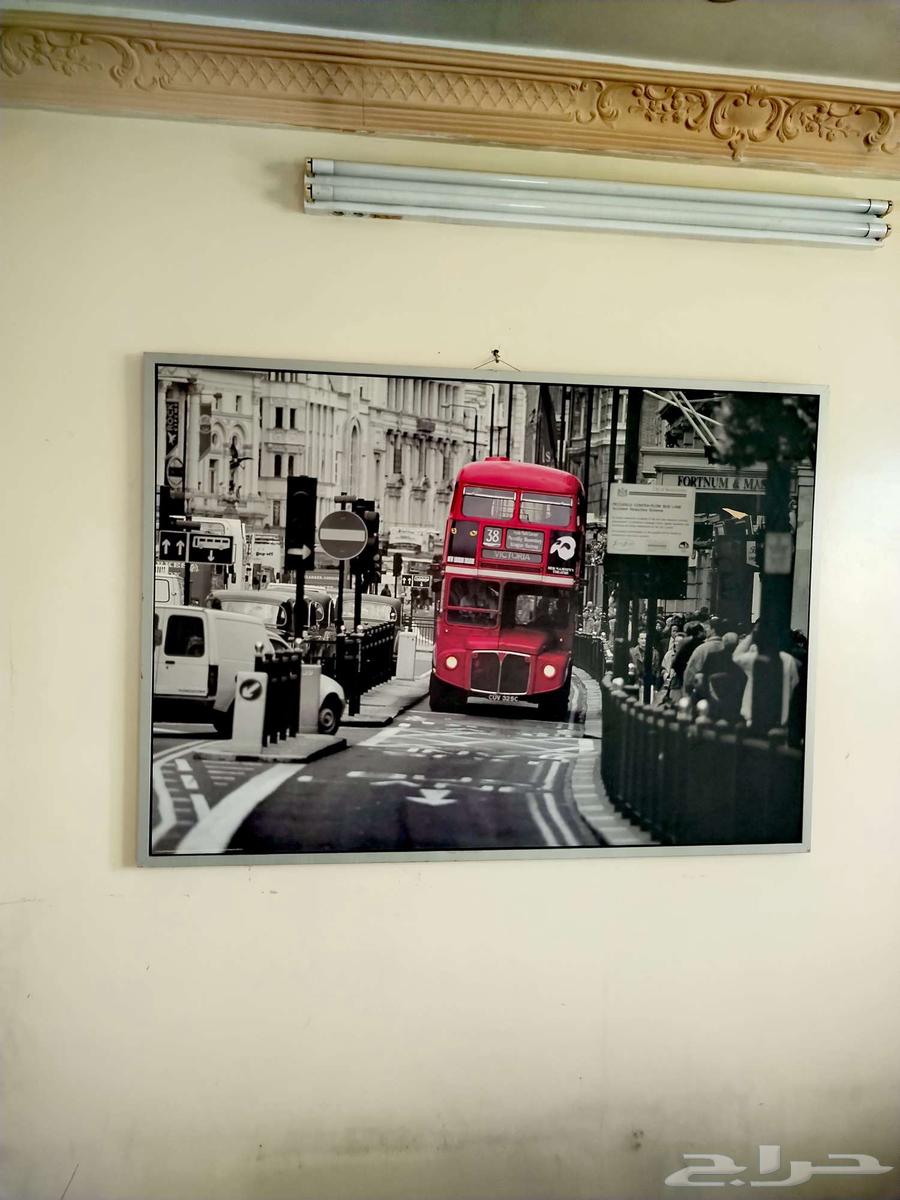 لوحة جدارية باص لندن الأحمر64378120440195110