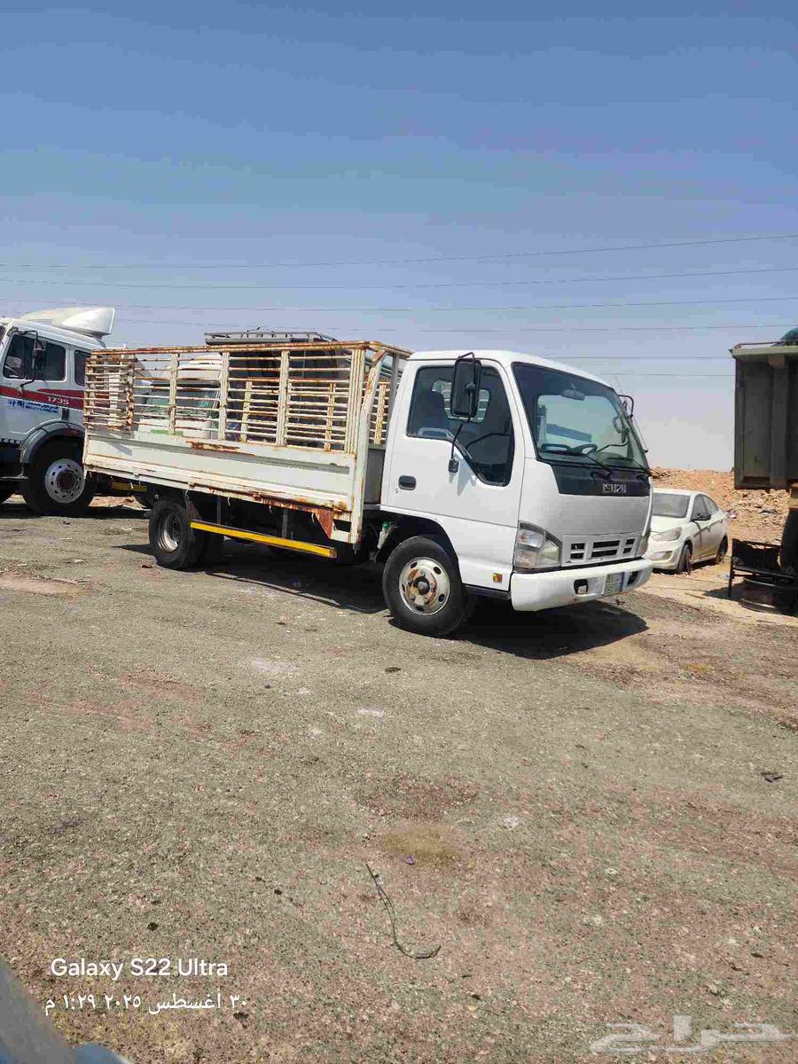 دينه ايسوزو 2008 للبيع مخزن ماشي 69 الف فقط64387411178371113