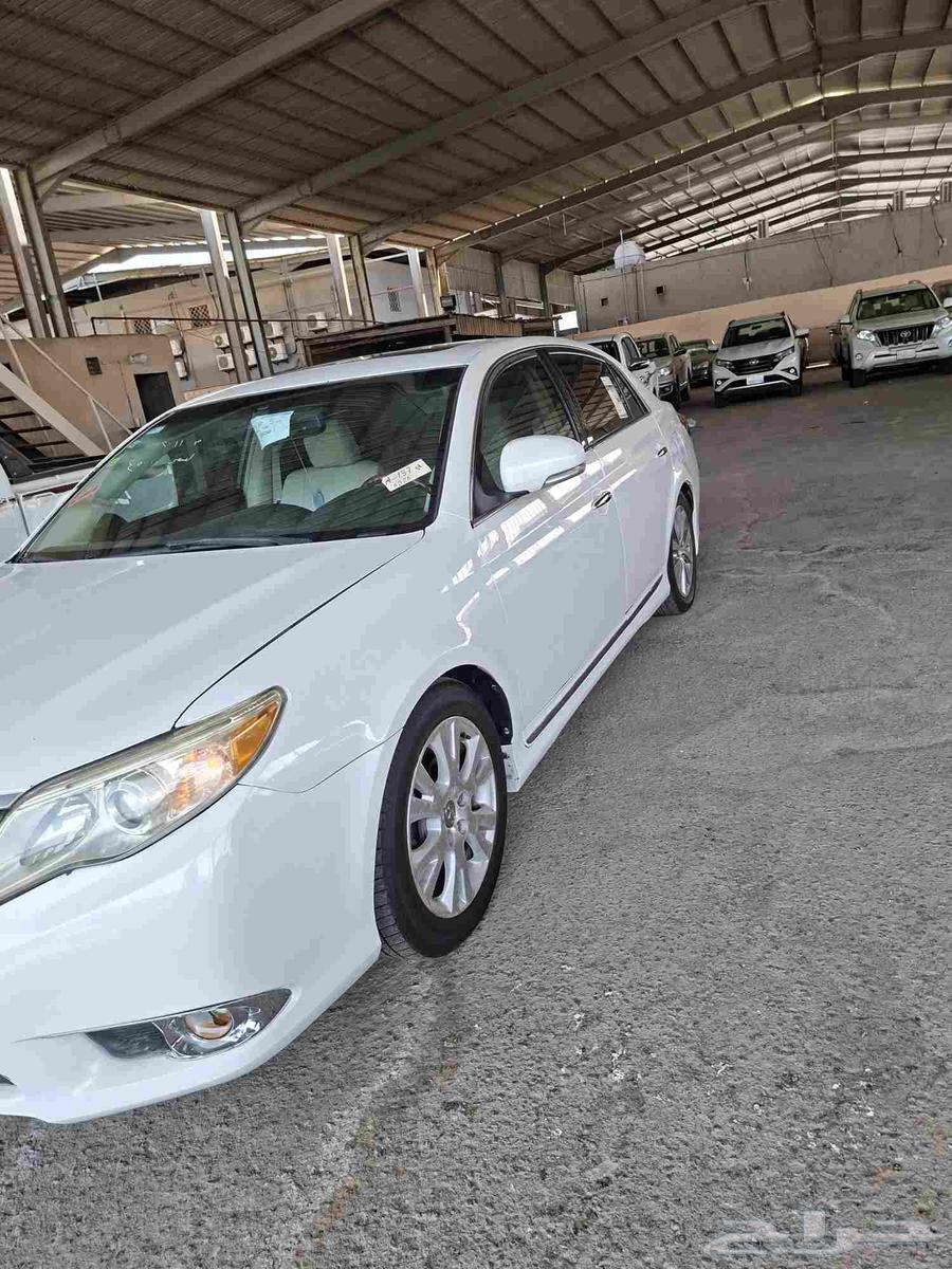 Afloun 2011 engine, gearbox and chassis as condition64537435686147112