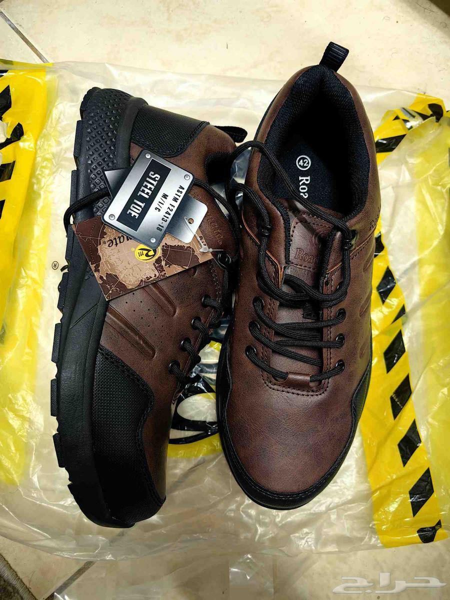 سفتي شوز نوعيه ممتازه وفخمه بالكرتون السعر 130 ريال64378644178177110