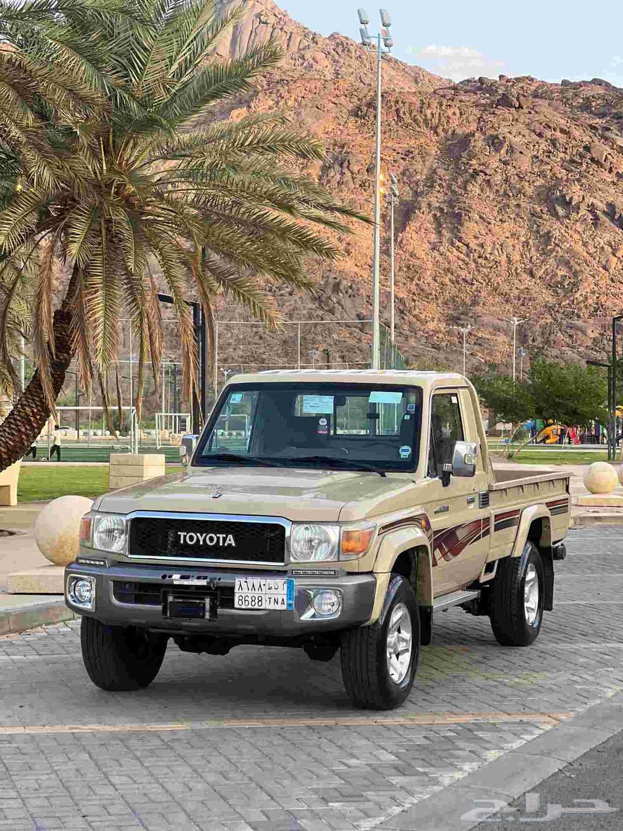 تويوتا شاص فل كامل بريمي نظيف 201264521440294913111