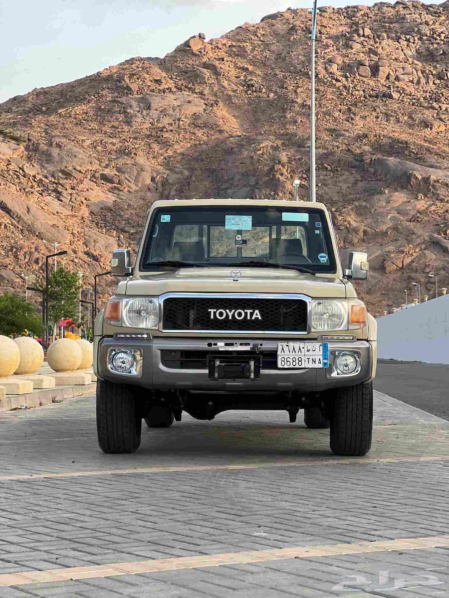 تويوتا شاص فل كامل بريمي نظيف 201264521440294913113