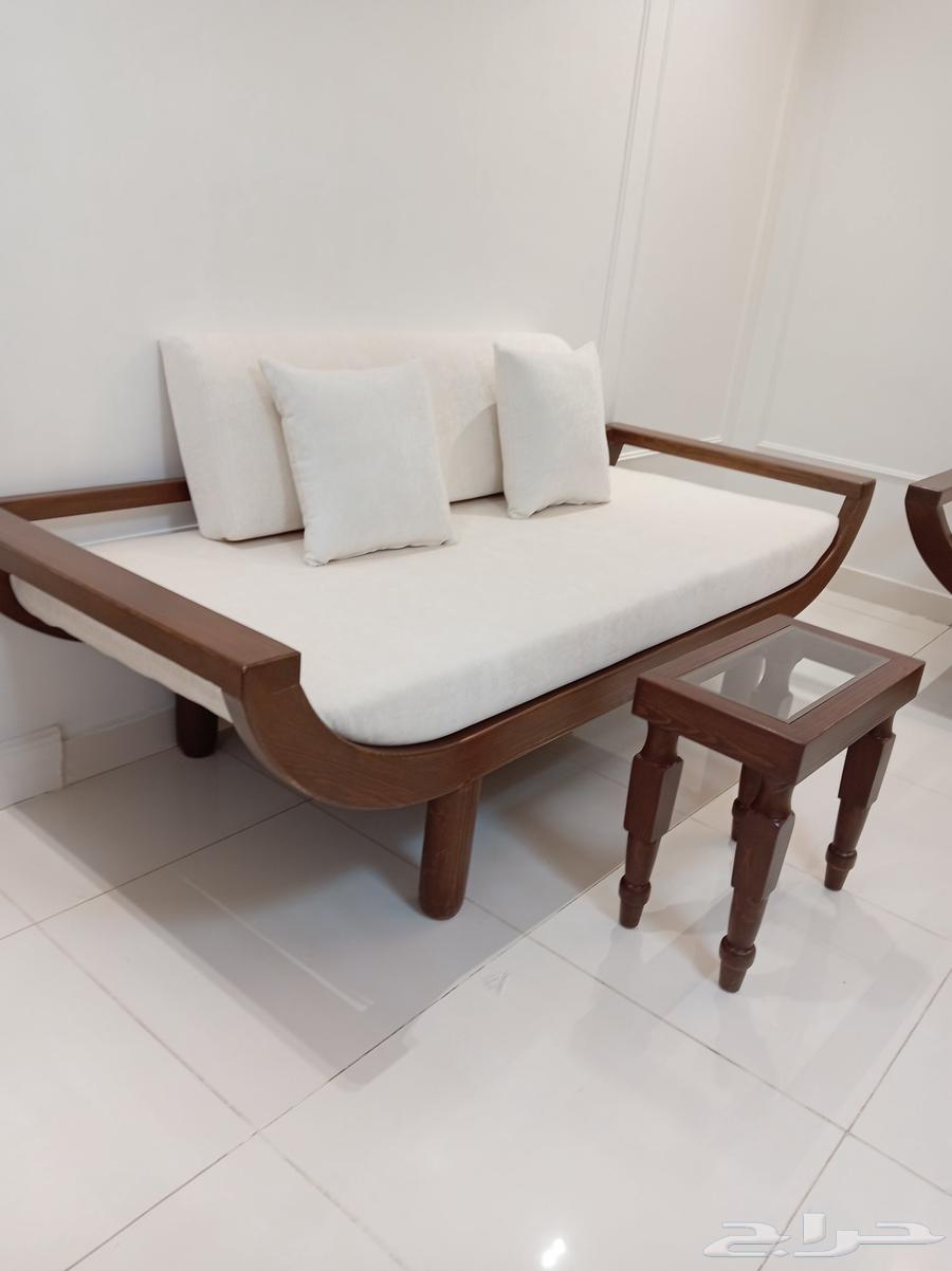 شغل مجلس خشب سوادي بسعر موميز64382500640386112