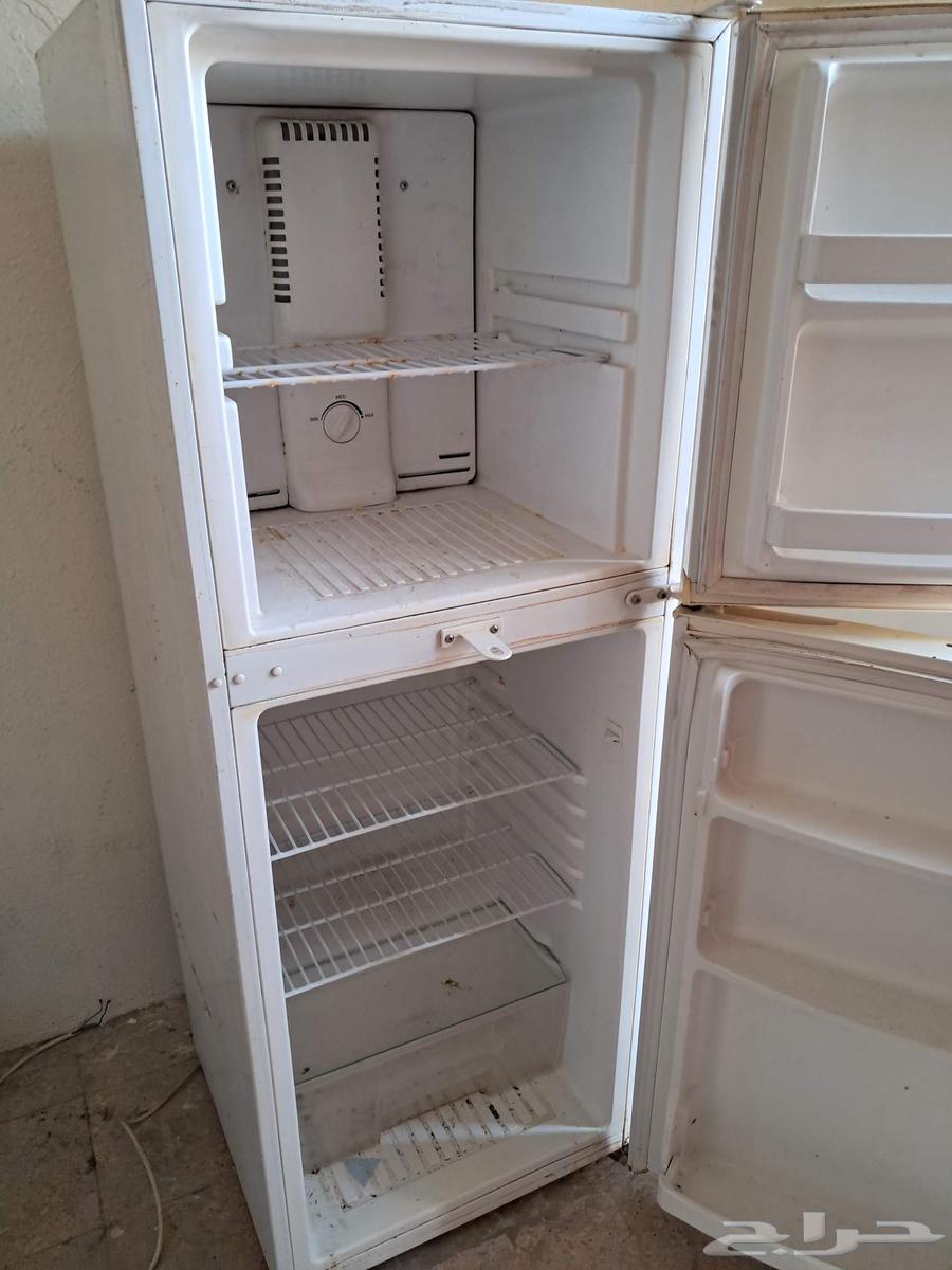 ثلاجه للبيع 10قدم تعمل بشكل جيد64385341773442111