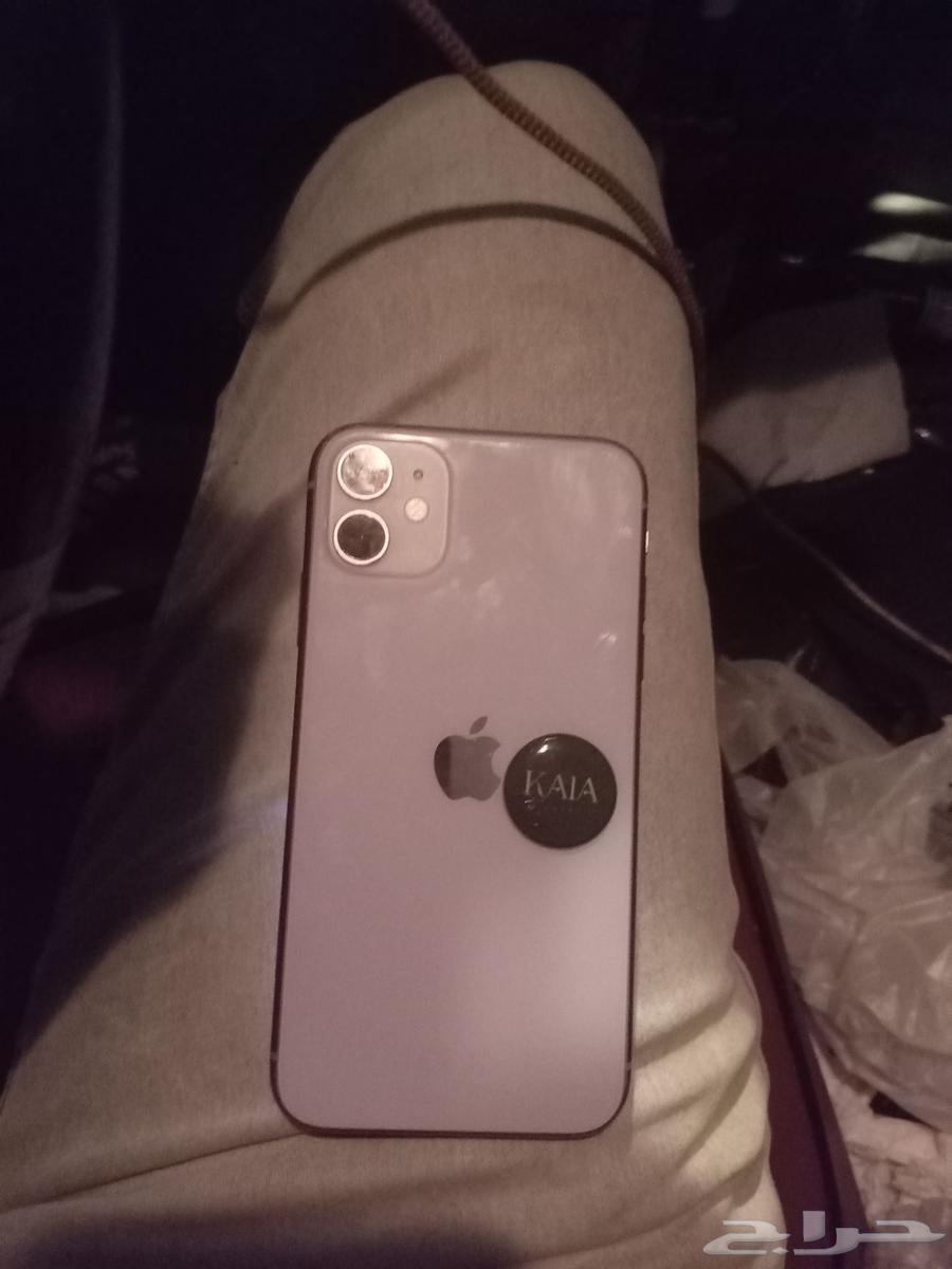 iPhone 11 standard with replaced screen, battery 75%, price 550 negotiable64390926211970110