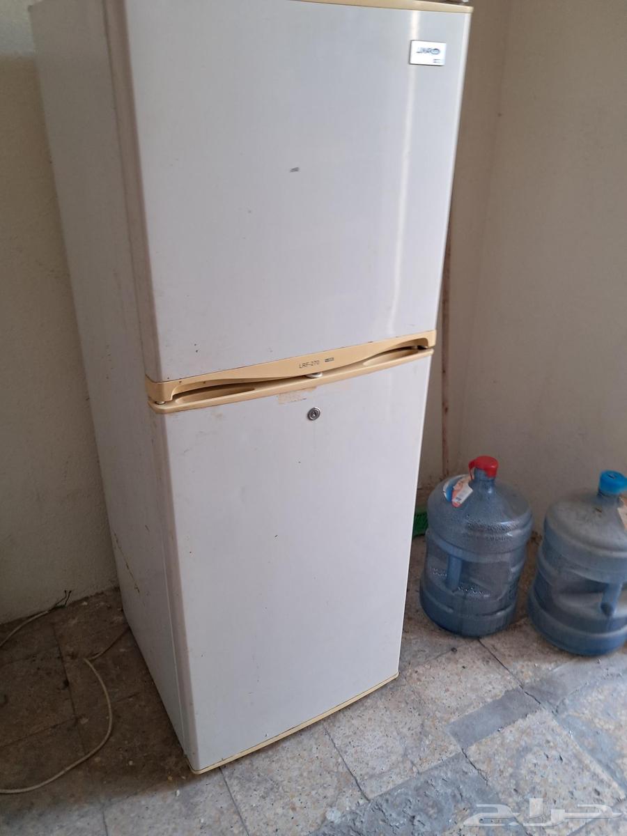 ثلاجه للبيع 10قدم تعمل بشكل جيد64385341773442114