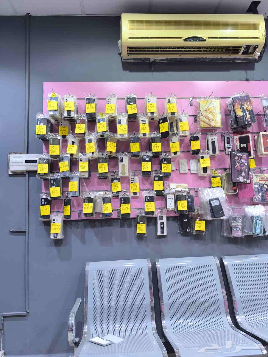 للبيع اثاث محل جولات كامل تصفيه64385258252289111