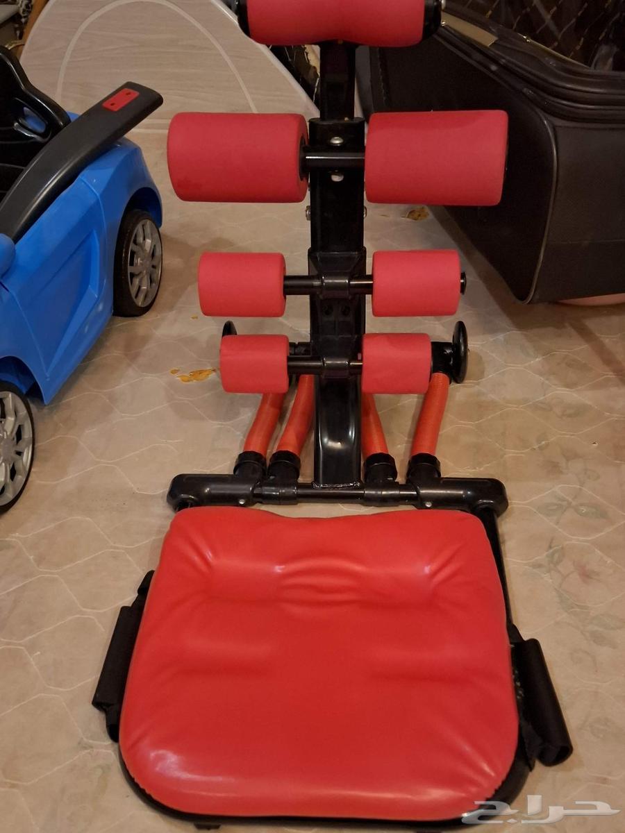جهاز رياضه لتمارين البطن جديد السعر 150 ريال64388329884546110