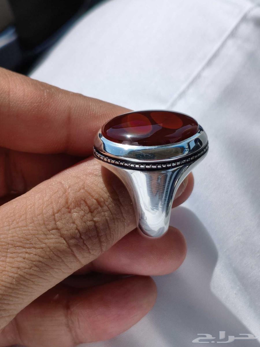 خاتم فضة بحجر العقيق اليماني الكرزي64379384847363111