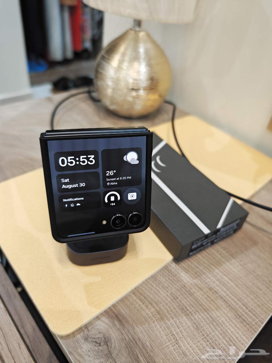 للبيع جهاز جلاكسي زد فلب 7 Samsung z flip 764387355135875111