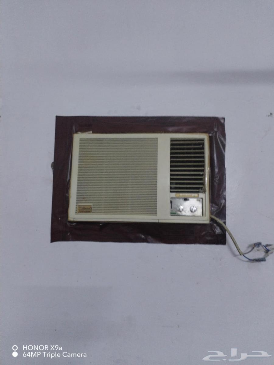 مكيف للبيع 21 وحده64388037674497111