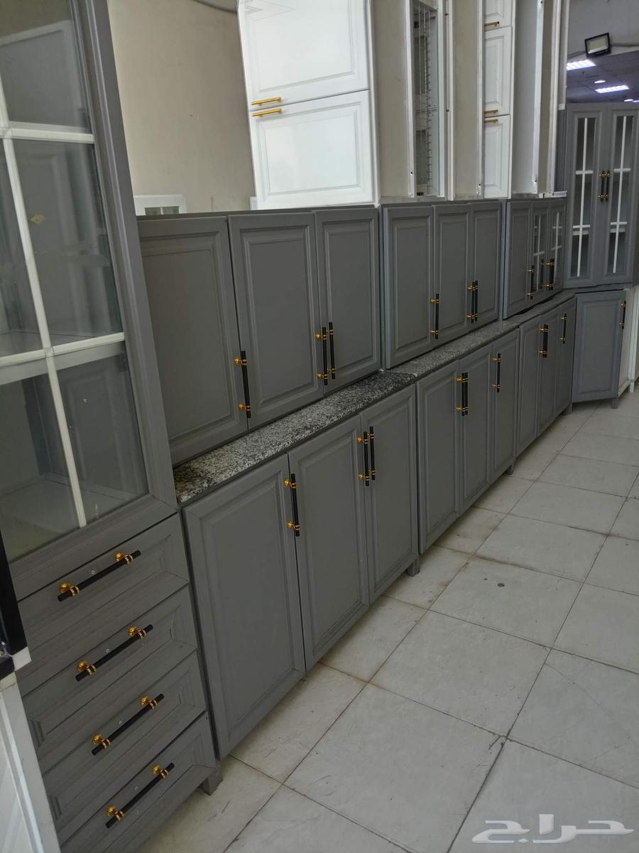 متوفردولايب مطبخ مستخدمه نظيفه جدآ بلا كسور64385942515331114