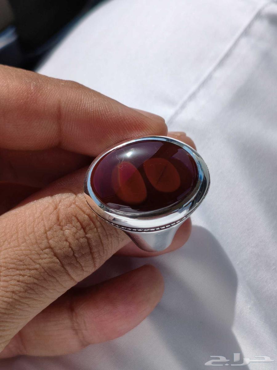 خاتم فضة بحجر العقيق اليماني الكرزي64379384847363112