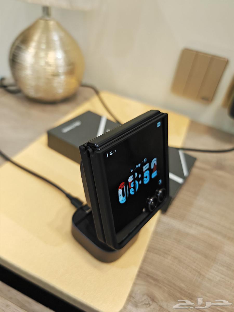 للبيع جهاز جلاكسي زد فلب 7 Samsung z flip 764387355135875112