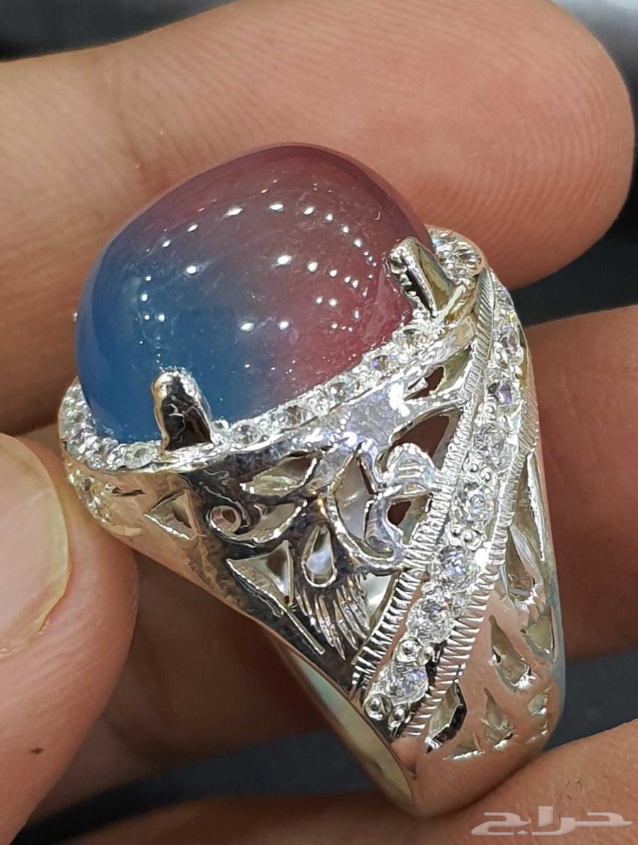 خاتم نوادر الجاد البورمي بشهادة64386388703745112