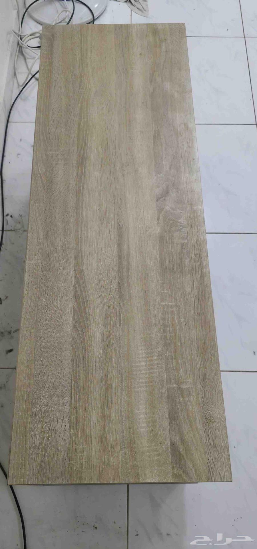 طاوله تلفزيون شبه جديده64390388884610113