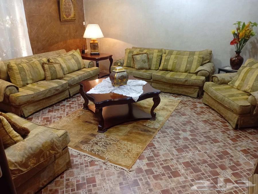 كنب أمريكي من المفروشات الأمريكية سعرشراءه20الف والبيع300064375318947201111