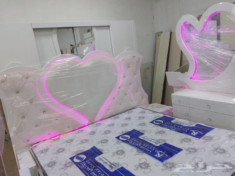 غرفة النوم مستعمل نظيف وتركيب توصيل64378252133379110